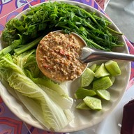 ครัวป้าสาว (อ่าวคุ้งกระเบน)