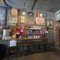 ก๋วยเตี๋ยวในรู ถนนนางงาม