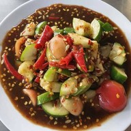 ร้านอาหารลานแลเล แอนด์แคมป์ปิ้ง ผาแดง หาดทรายรี