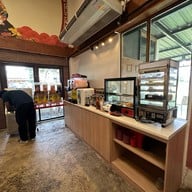 Shabubomb (ชาบู ข้าวหน้าเนื้อพ่นไฟ) ศาลายา พุทธมณฑลสาย5