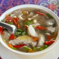 ครัวป้าสาว (อ่าวคุ้งกระเบน)