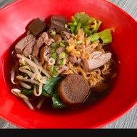 เมนูของร้าน โป๊ยกั้กเป็ดพะโล้+ข้าวขาหมู.พุทธมณฑล(สาย2) สาขาเดียว