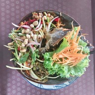ร้านอาหารลานแลเล แอนด์แคมป์ปิ้ง ผาแดง หาดทรายรี