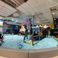 บรรยากาศ Playmondo