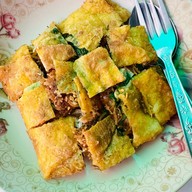 ขนมเบื้องญวนย่าแช่ม