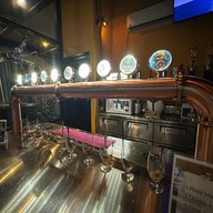 Welovewine - อาหารไทยพื้นบ้าน จีน ญี่ปุ่น ยุโรป ครบจบที่เดียว