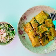 ขนมเบื้องญวนย่าแช่ม