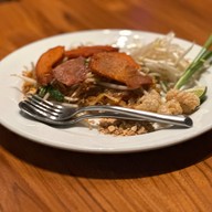 Welovewine - อาหารไทยพื้นบ้าน จีน ญี่ปุ่น ยุโรป ครบจบที่เดียว