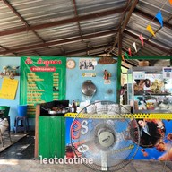 ต๊ะ ลำลูกกา