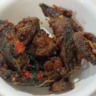 หมูทอดเจ๊จง เอฟวายไอ เซ็นเตอร์ (FYI Center)