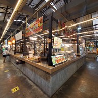 หน้าร้าน เจ๊ไลข้าวขาหมู ท่าเคียน