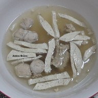 เมนูของร้าน ก๋วยจั๊บญวน สูตรดั้งเดิมเมืองอุบลฯ โรงพยาบาลสมุทรปราการ