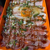 ร้านลาบคุณแม่ บรรทัดทอง