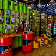 Minibox_cafe มีร้านนี้ร้านเดียว