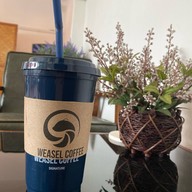เมนูของร้าน Weasel coffee (กาเเฟชะมด) ปั๊ม Caltex พระราม 2