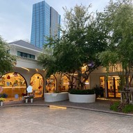 Flerwows smoothie and flowers  (เฟลอวาวส์ สมูทตี้ แอนด์ ฟลาวเวอร์)