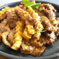 บ้านเสือหิว Café &GARDEN BISTRO