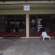 balllly.cafe -