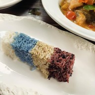 ข้าวขวัญ ไก่แบ้