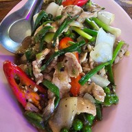 น้าแฉะแกงป่าบ้านเถื่อน