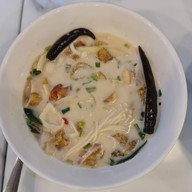 Salada Organic Kitchen  ซีคอนสแควร์