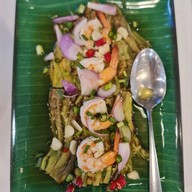 Salada Organic Kitchen  ซีคอนสแควร์
