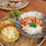 100ไร่ คาเฟ่ & ร้านอาหาร
