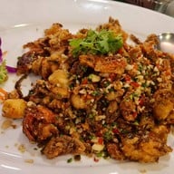 เมนูของร้าน ภัตตาคาร แกรนด์ เชียงการีล่า ธนิยะ