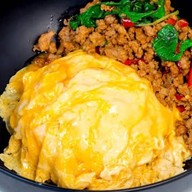 แซ่บส์ Thonglor @แซ่บส์ ทองหล่อ