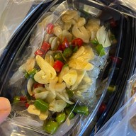 สถาณียำหอยกระดิกแซ่บลิ้นกระดก