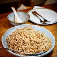 ร้านเพลิน ซอย สมคิด