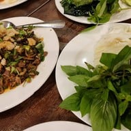 เมนูของร้าน บ้านพี่เล็ก พระราม 9