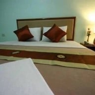 โรงแรมสยามสตาร์