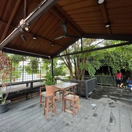 ริคเกอร์ คาเฟ่