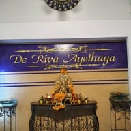 บรรยากาศ De Riva Ayothaya