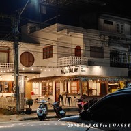 หน้าร้าน Nom Talay