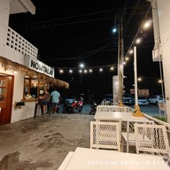 บรรยากาศ Nom Talay