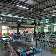 ต้มไก่บ้าน 3 พี่น้อง