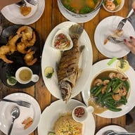 สุขเสมอแคมป์ปิ้ง เกาะล้าน