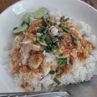 เมนูของร้าน นาจา ก๋วยเตี๋ยวต้มยำปลา ข้าวมันปลา