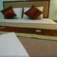 โรงแรมสยามสตาร์