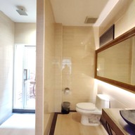 หมีกอดหมอน