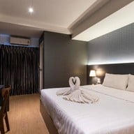 โรงแรมสยามสตาร์