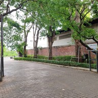 หมีกอดหมอน