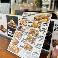 เมนูของร้าน M Burger