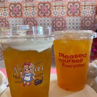 เมนูของร้าน Alice's Tea Bar Alice’s tea bar