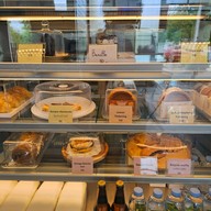 KOBY Specialty coffee and family space -