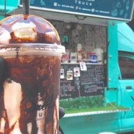 สวีททรัครถน้ำสีเขียว กาแฟสดโมก้าพอม ชาใต้ ผลไม้สด (เมืองใหม่ชัยมงคล)