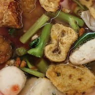 ฮี๊กี่ลูกชิ้นปลา(เยาวราช) รามอินทรา