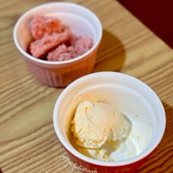 เมนูของร้าน Dynamite